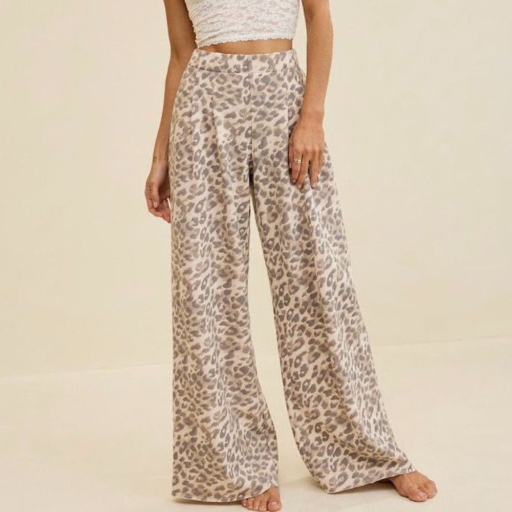 NEW Aerie Women Street Trouser XS M Short Wide Leg pants leopard tan brown taupe